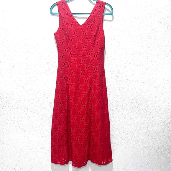 T Tahari Vibrant knee-length eyelet Red Midi Dress 8 - Picture 1 of 9